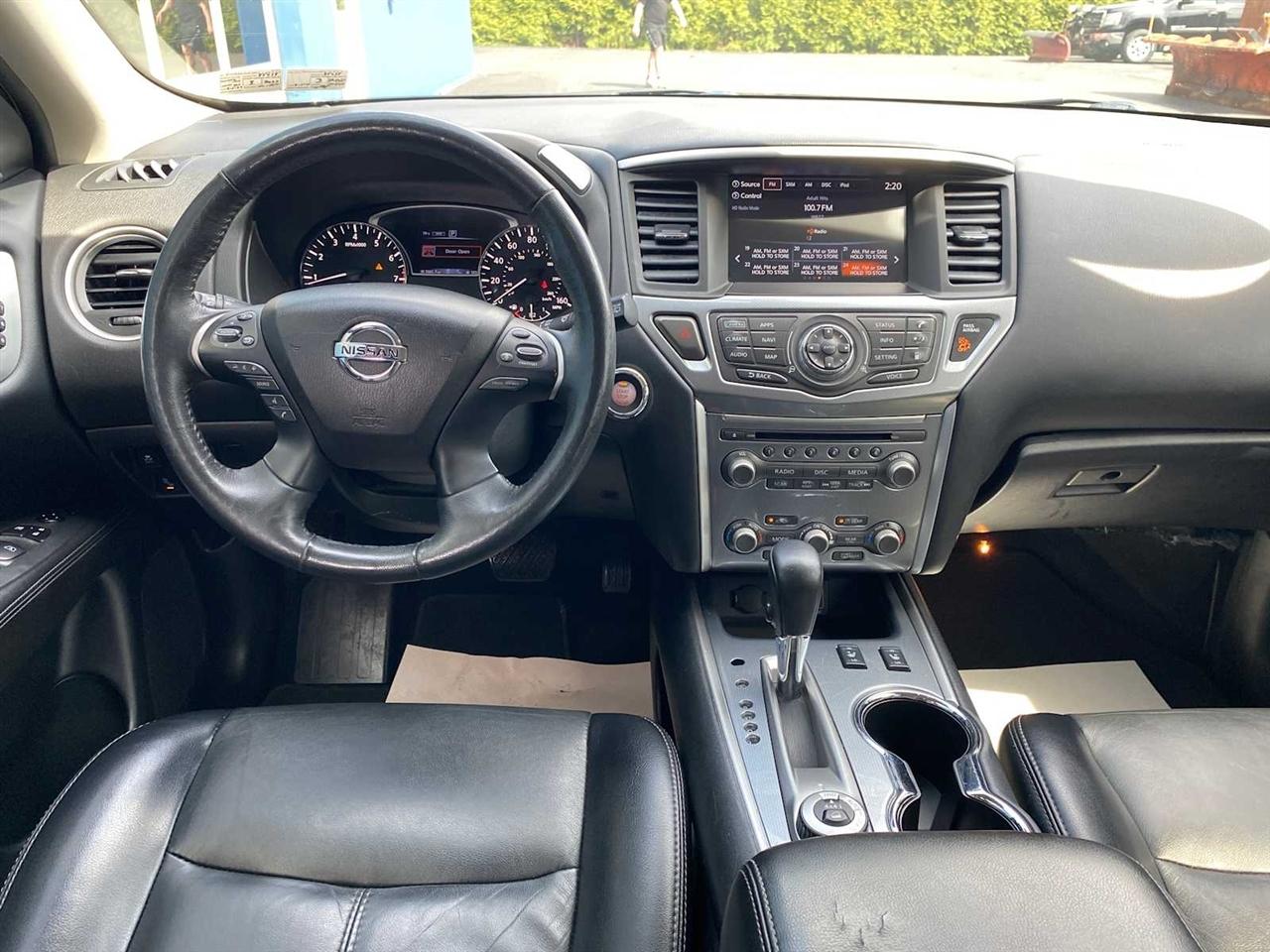 Nissan Pathfinder SL 4WD 2019