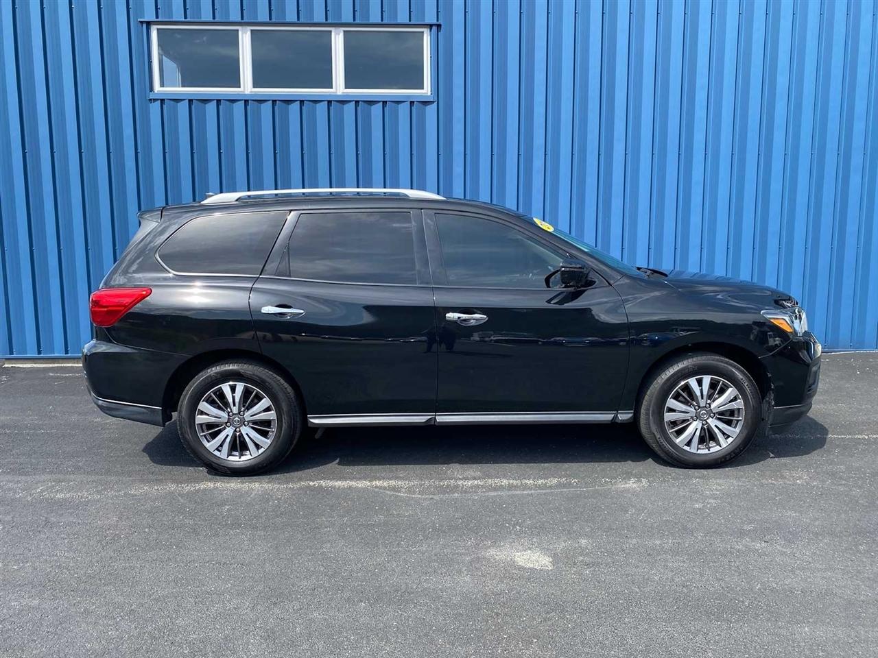 Nissan Pathfinder SL 4WD 2019