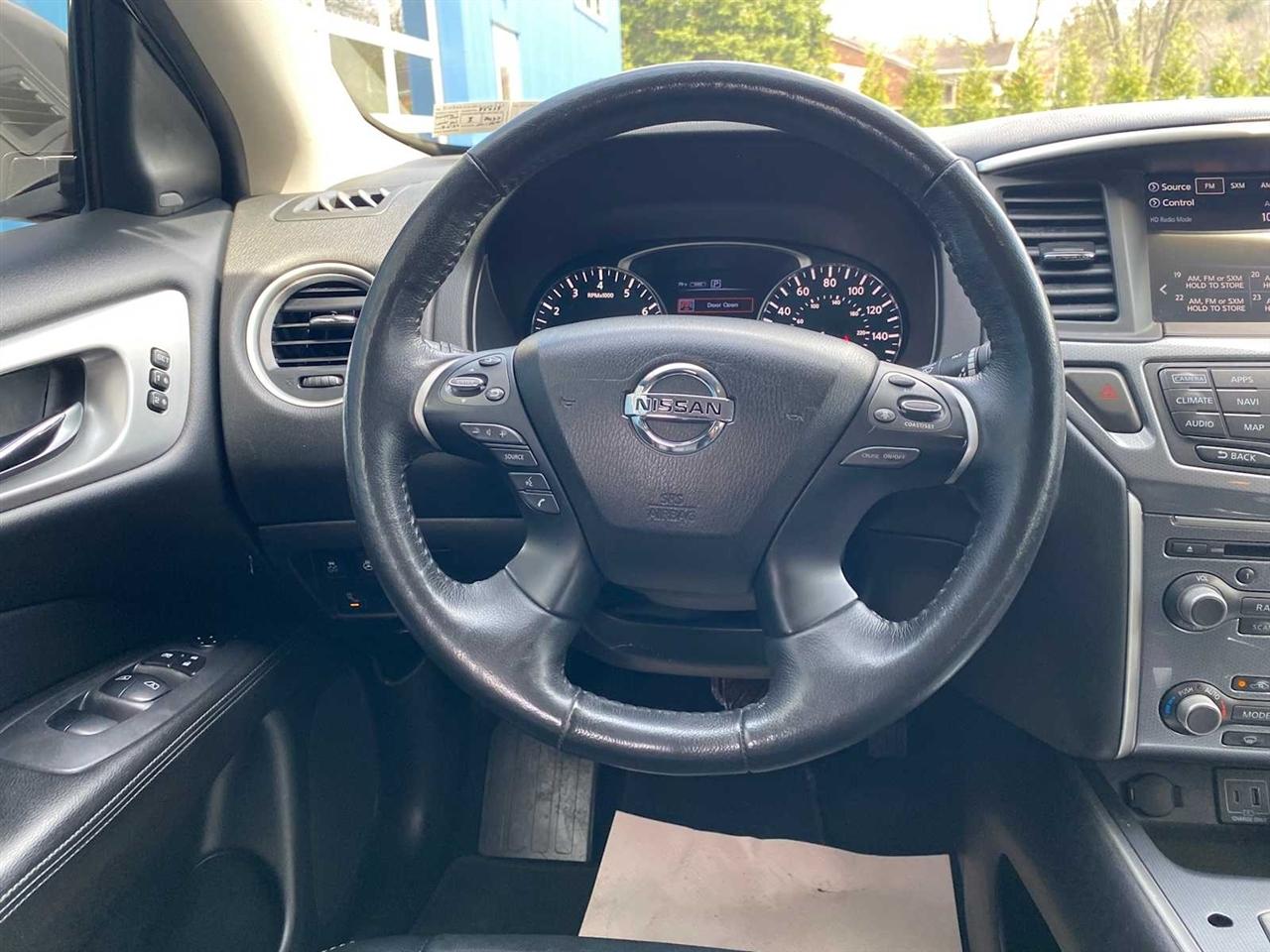 Nissan Pathfinder SL 4WD 2019