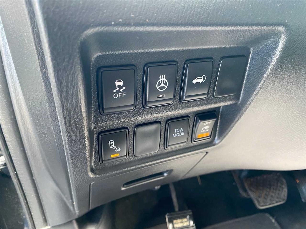 Nissan Pathfinder SL 4WD 2019