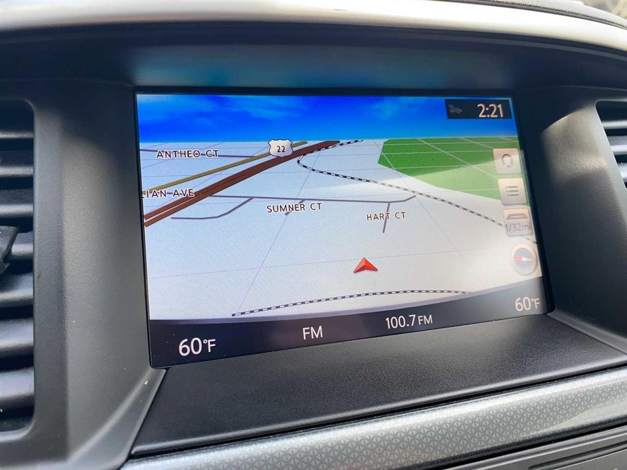 Nissan Pathfinder SL 4WD 2019