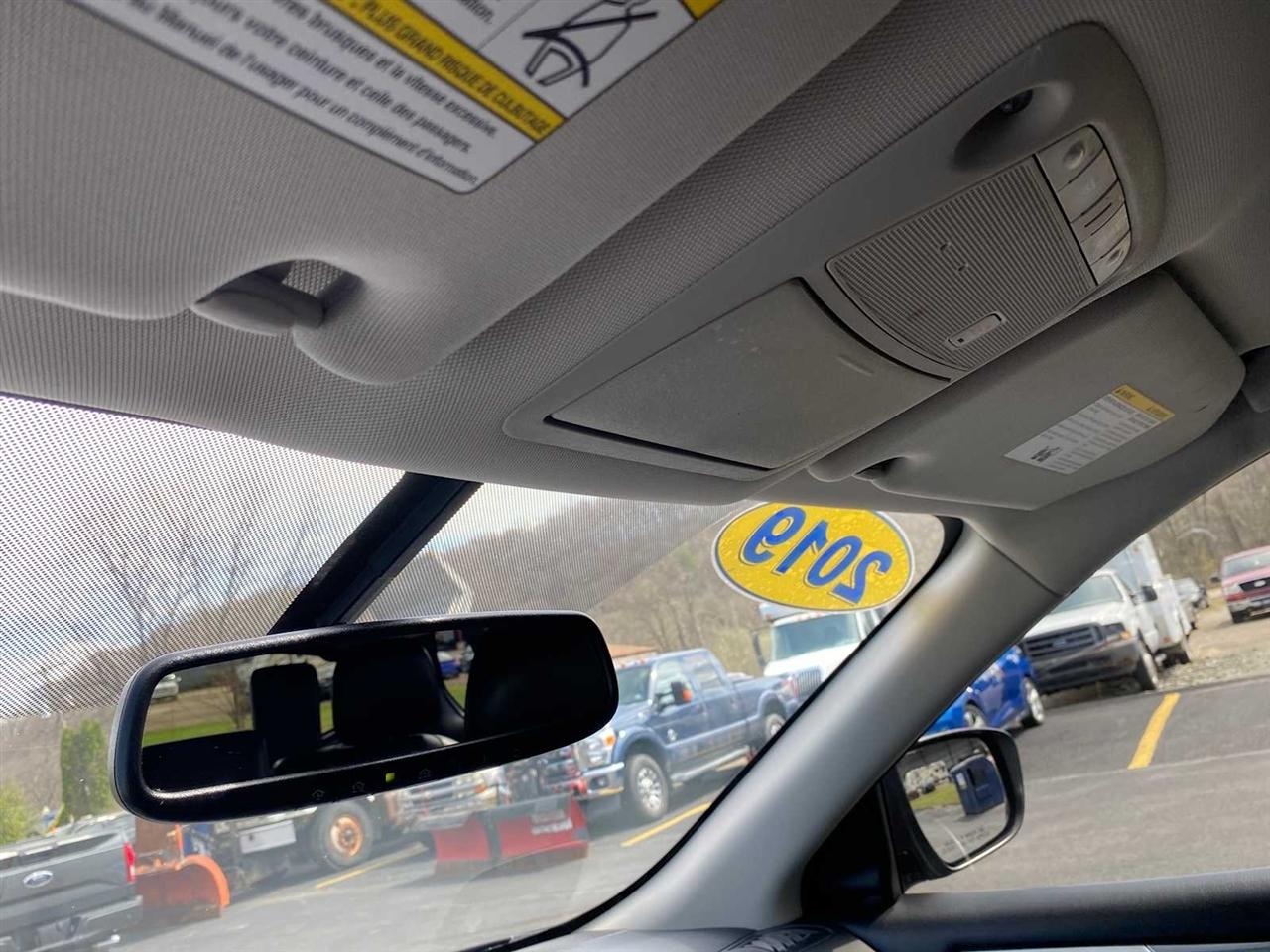 Nissan Pathfinder SL 4WD 2019