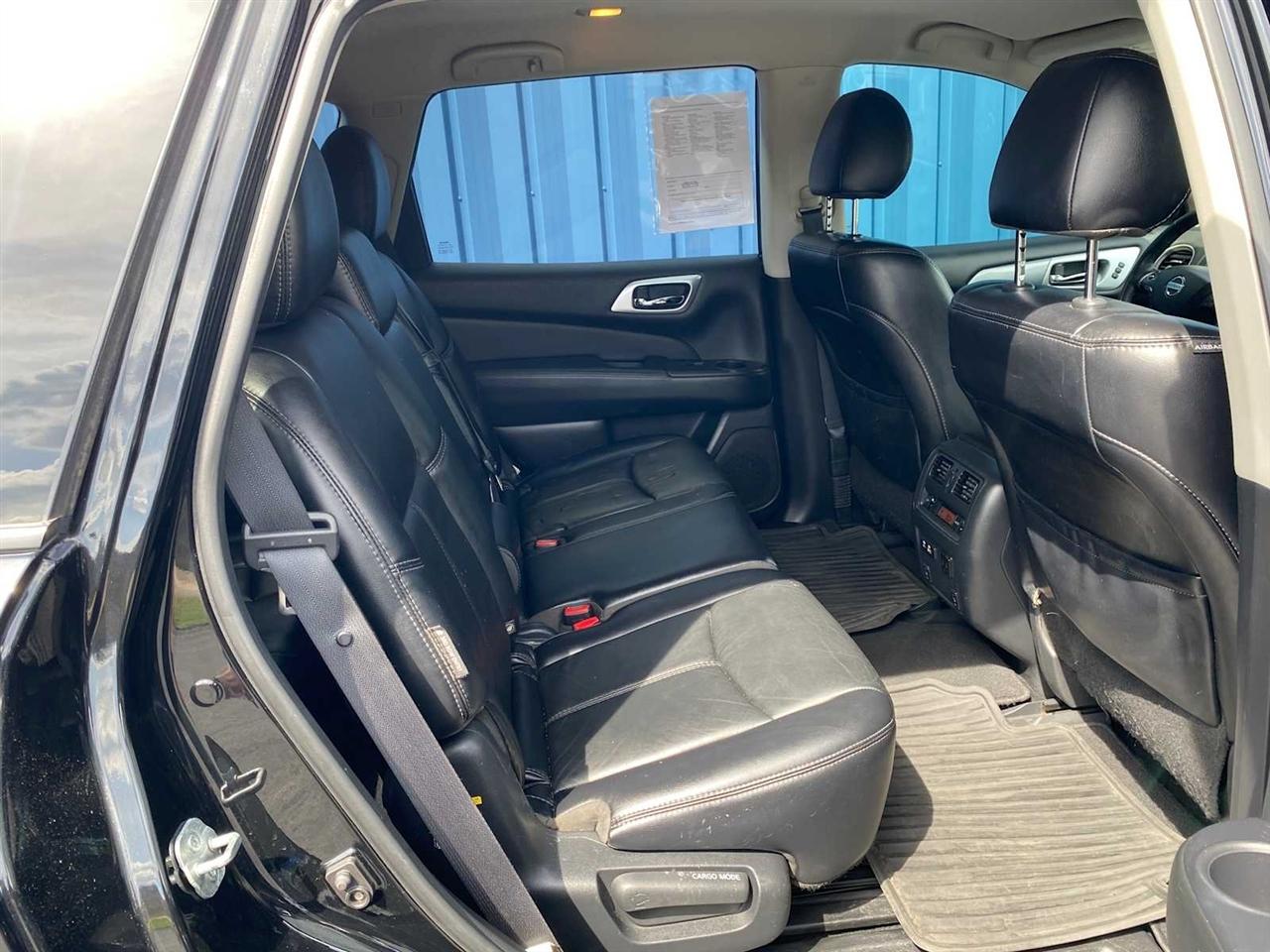 Nissan Pathfinder SL 4WD 2019