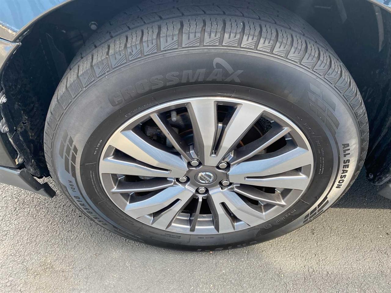 Nissan Pathfinder SL 4WD 2019
