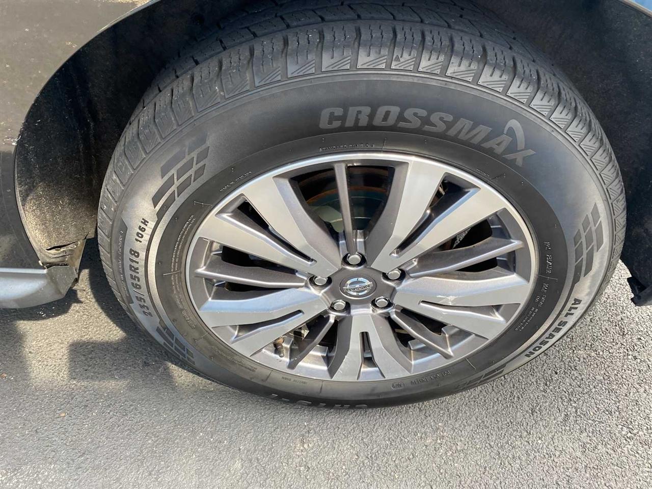 Nissan Pathfinder SL 4WD 2019