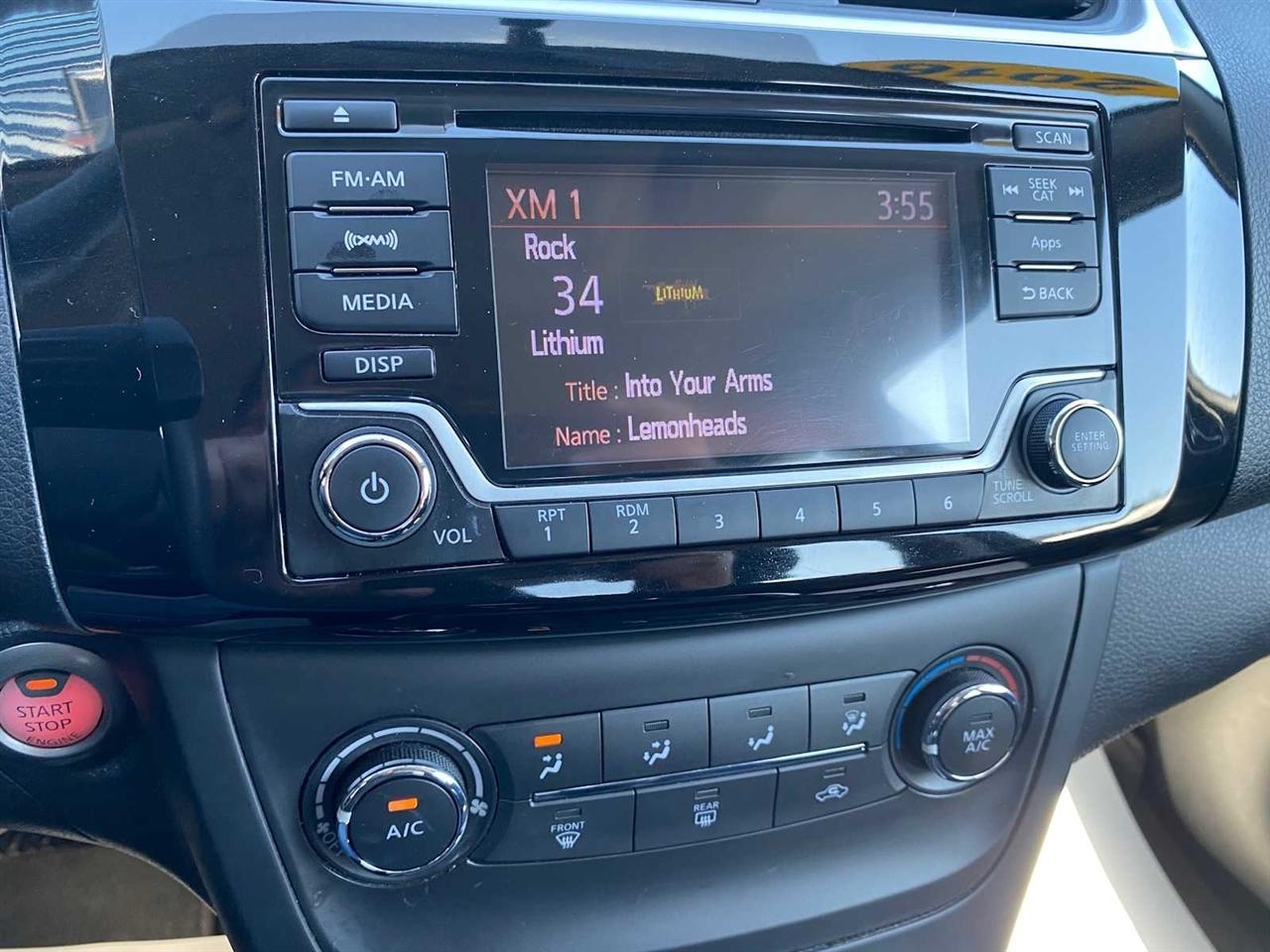 Nissan Sentra SV 2016