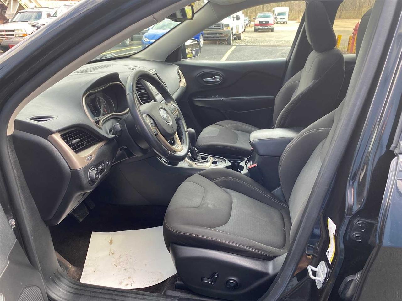 Jeep Cherokee Latitude 4WD 2016