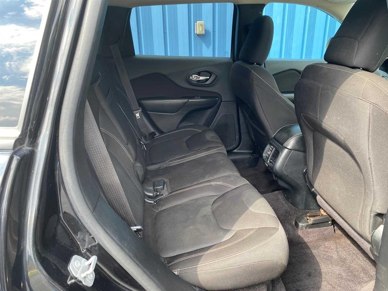 Jeep Cherokee Latitude 4WD 2016