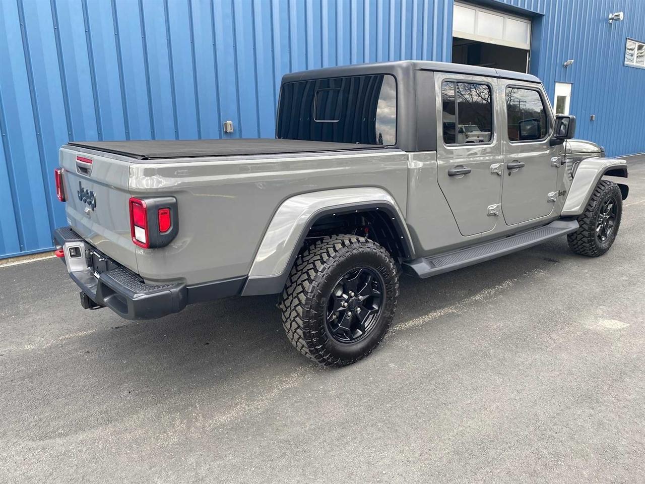Jeep Gladiator Sport 2021