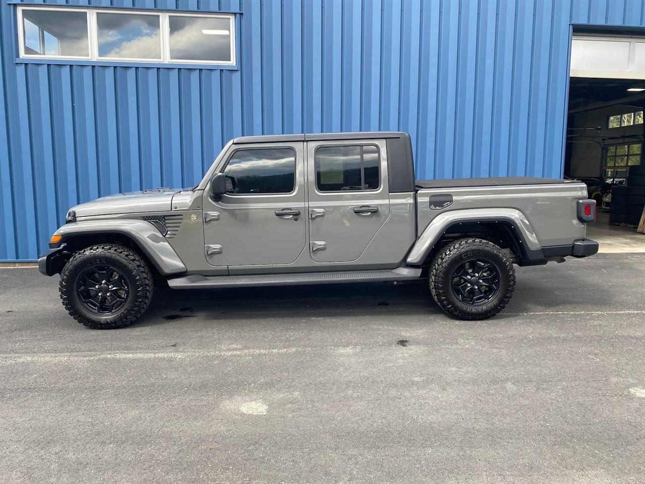 Jeep Gladiator Sport 2021