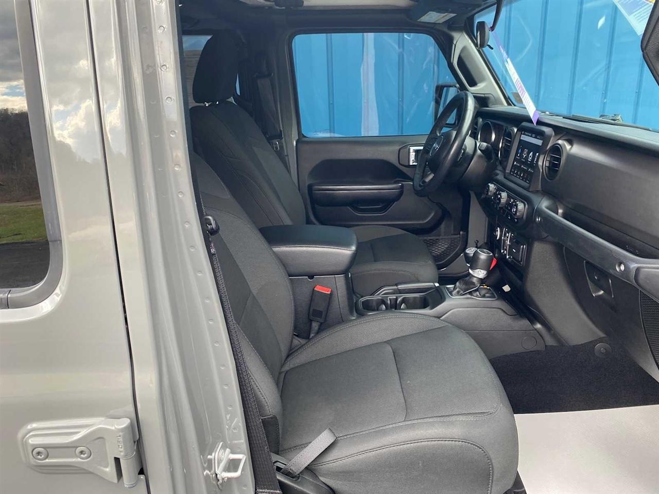 Jeep Gladiator Sport 2021