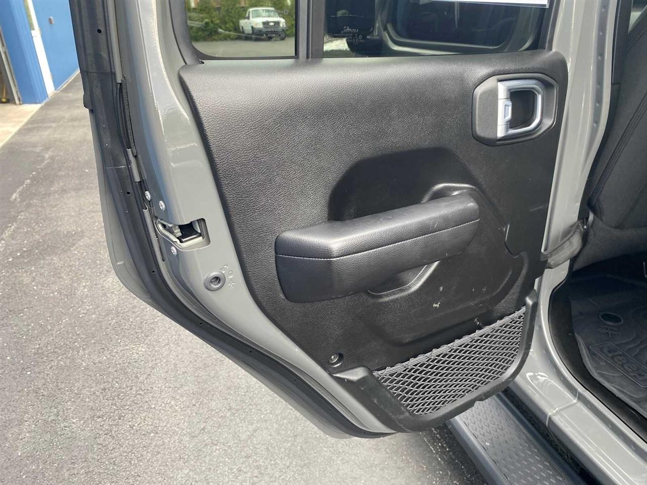 Jeep Gladiator Sport 2021