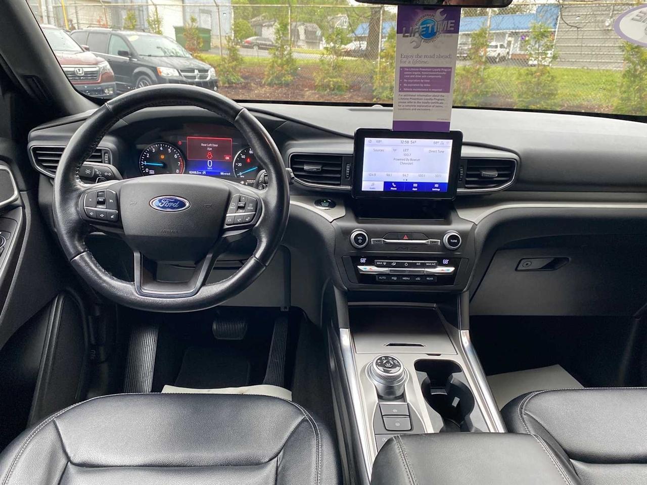 Ford Explorer XLT AWD 2020