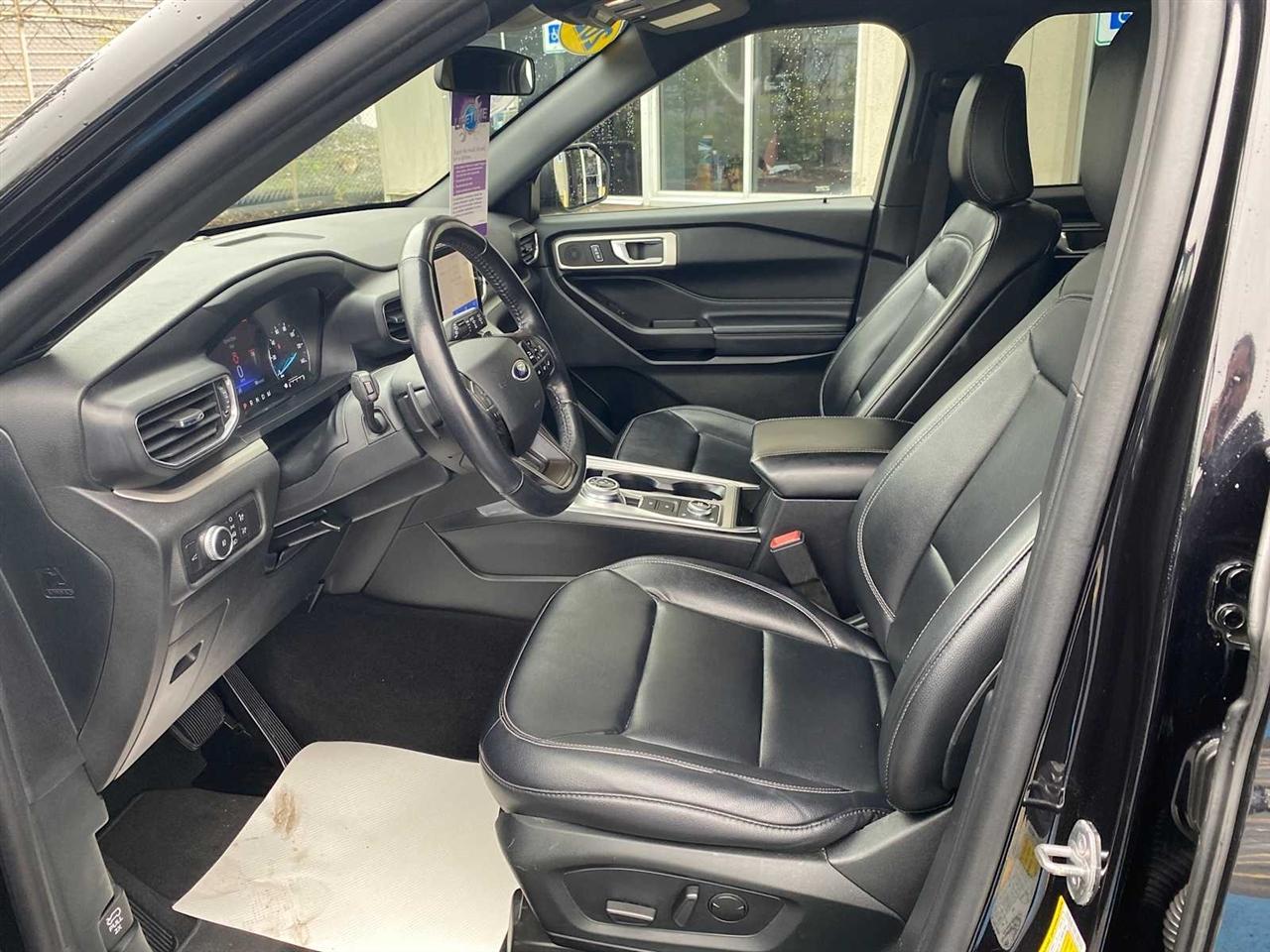 Ford Explorer XLT AWD 2020