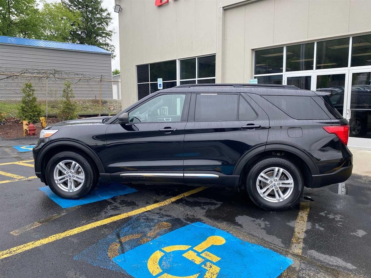 Ford Explorer XLT AWD 2020