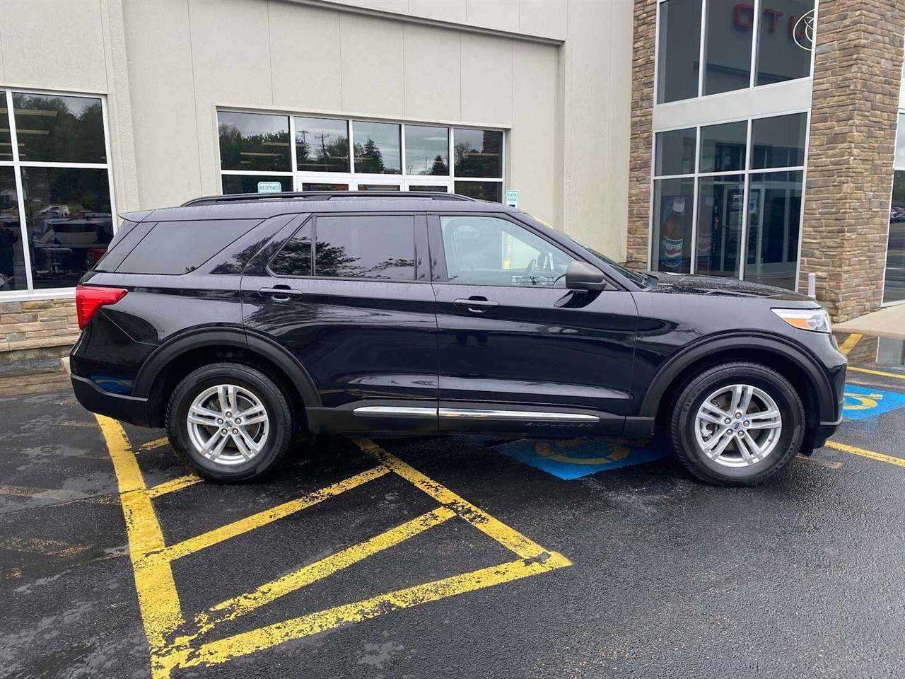 Ford Explorer XLT AWD 2020
