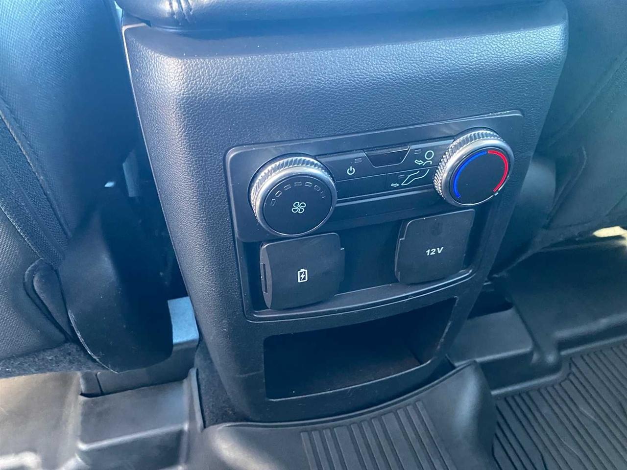 Ford Explorer XLT AWD 2021