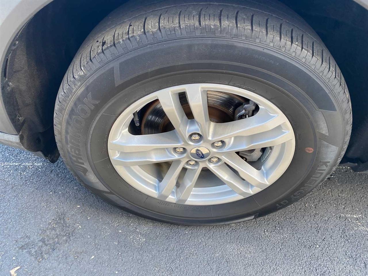 Ford Explorer XLT AWD 2021