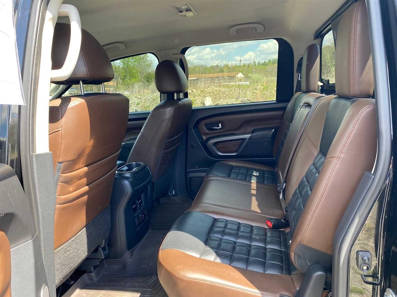 Nissan Titan XD Platinum Reserve Crew Cab 4WD 2018