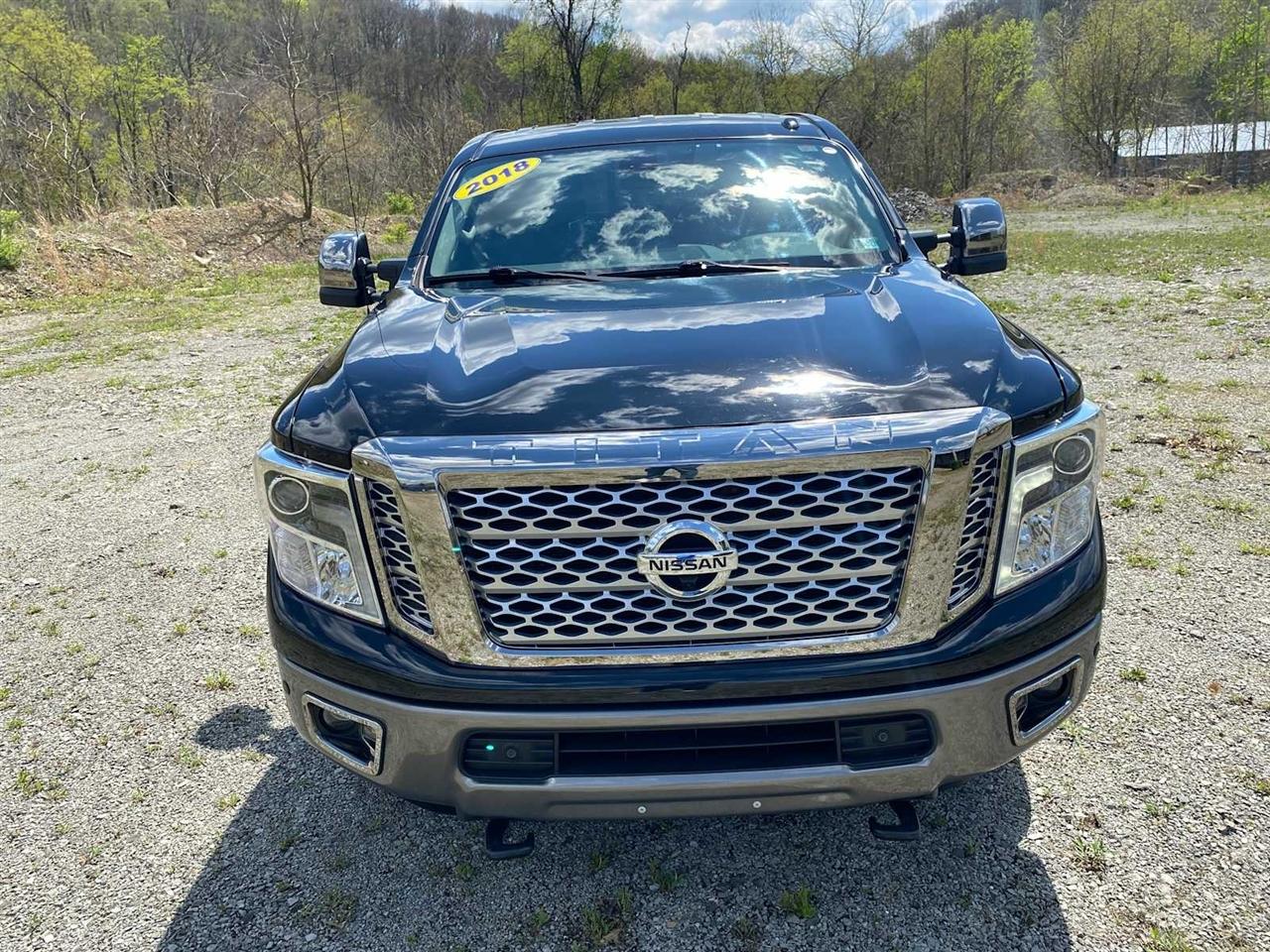 Nissan Titan XD Platinum Reserve Crew Cab 4WD 2018
