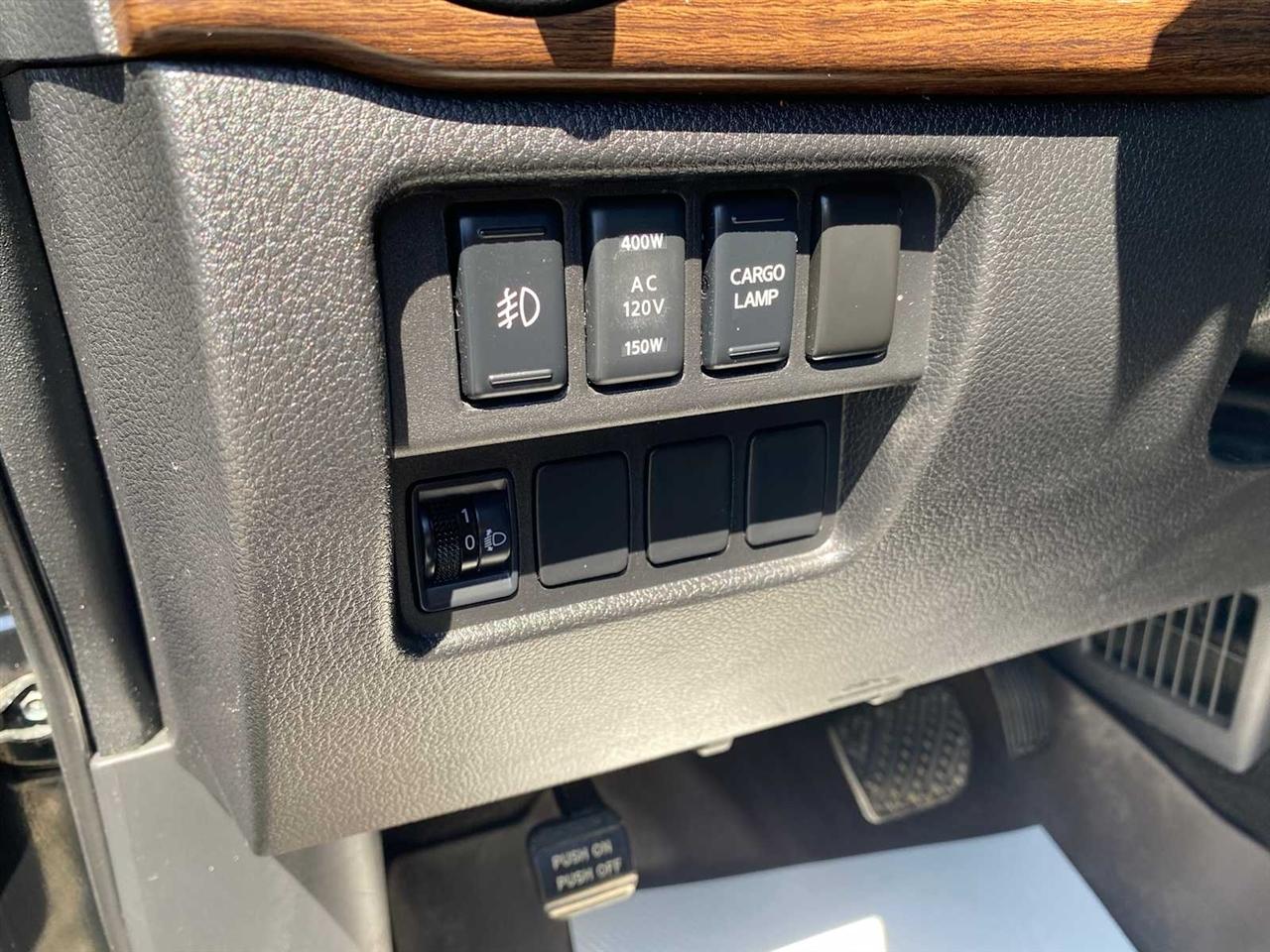 Nissan Titan XD Platinum Reserve Crew Cab 4WD 2018