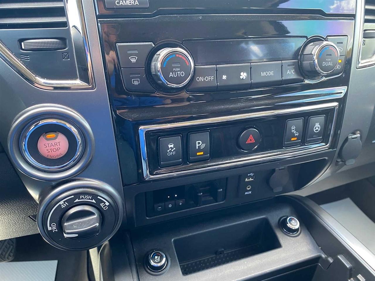 Nissan Titan XD Platinum Reserve Crew Cab 4WD 2018