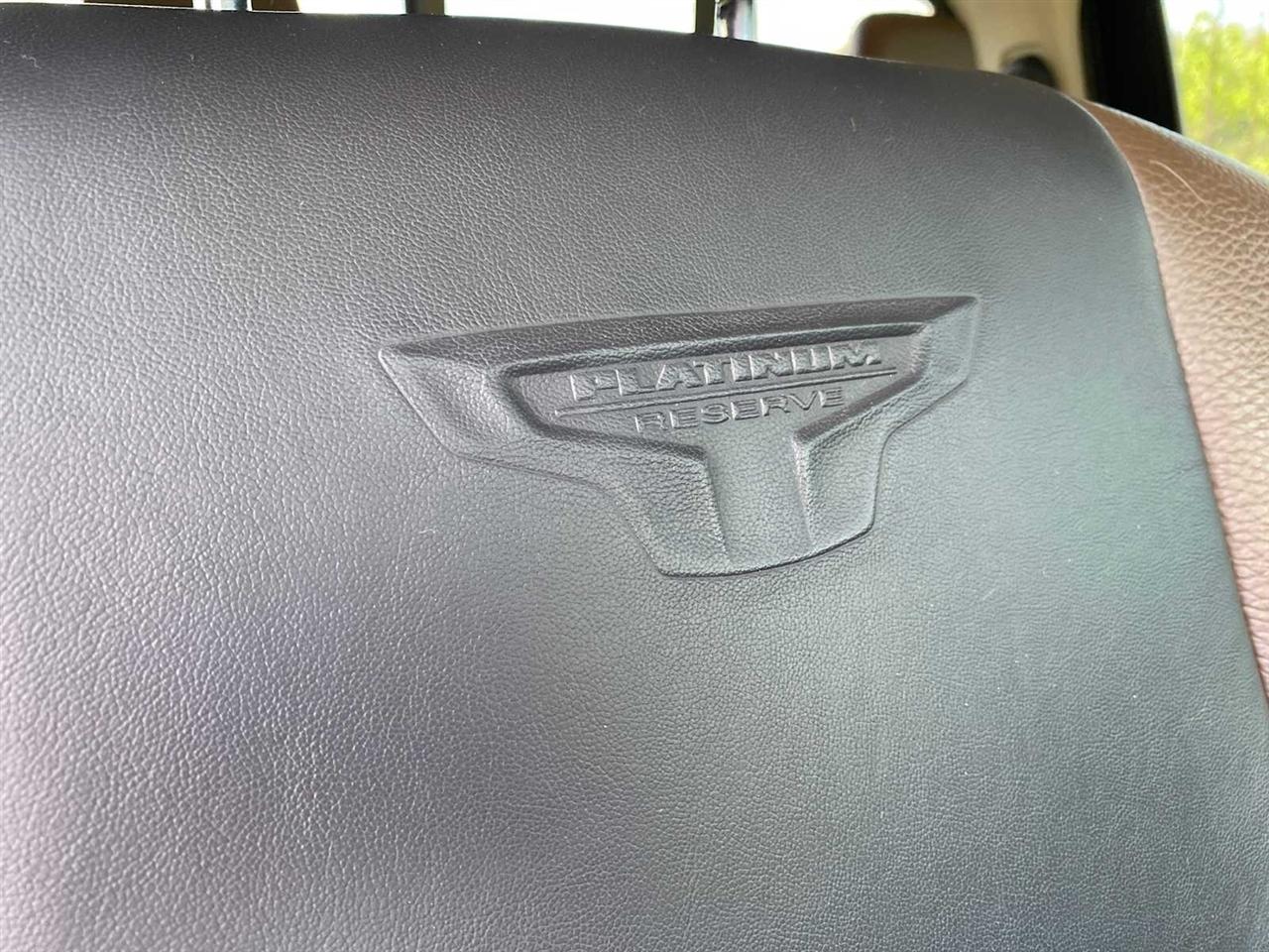 Nissan Titan XD Platinum Reserve Crew Cab 4WD 2018