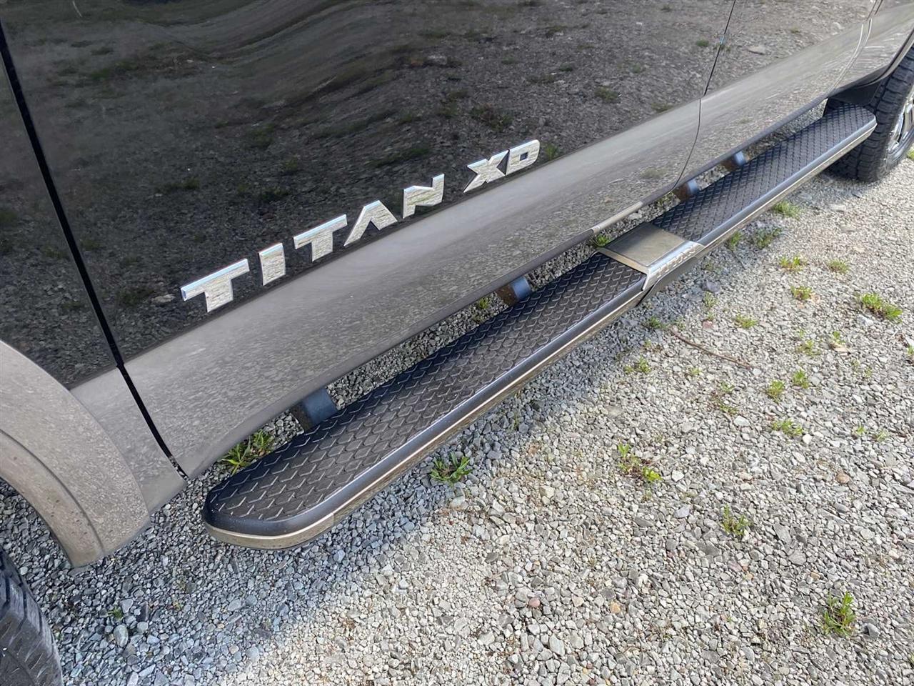 Nissan Titan XD Platinum Reserve Crew Cab 4WD 2018