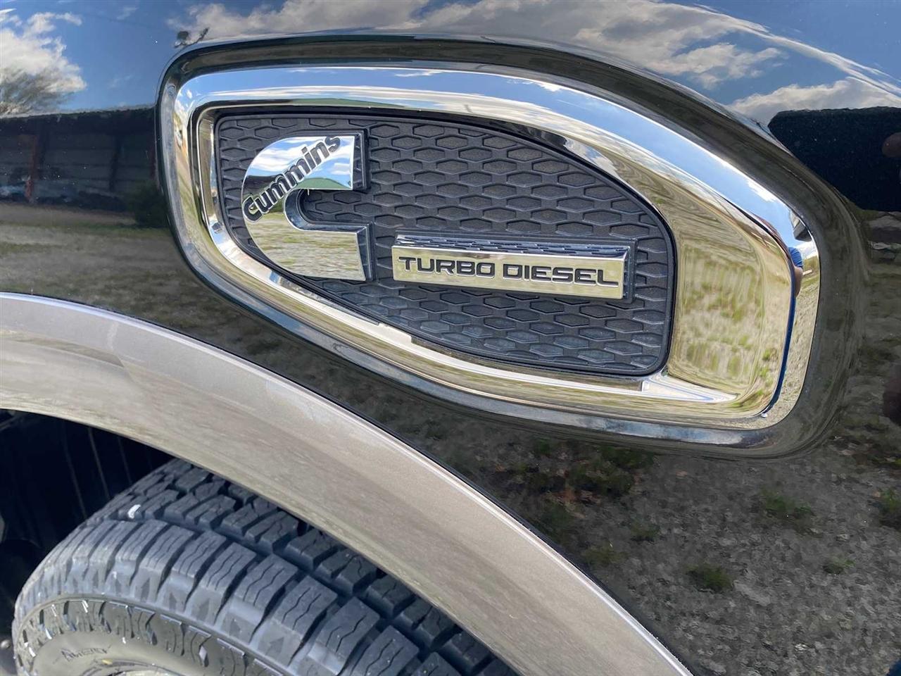 Nissan Titan XD Platinum Reserve Crew Cab 4WD 2018