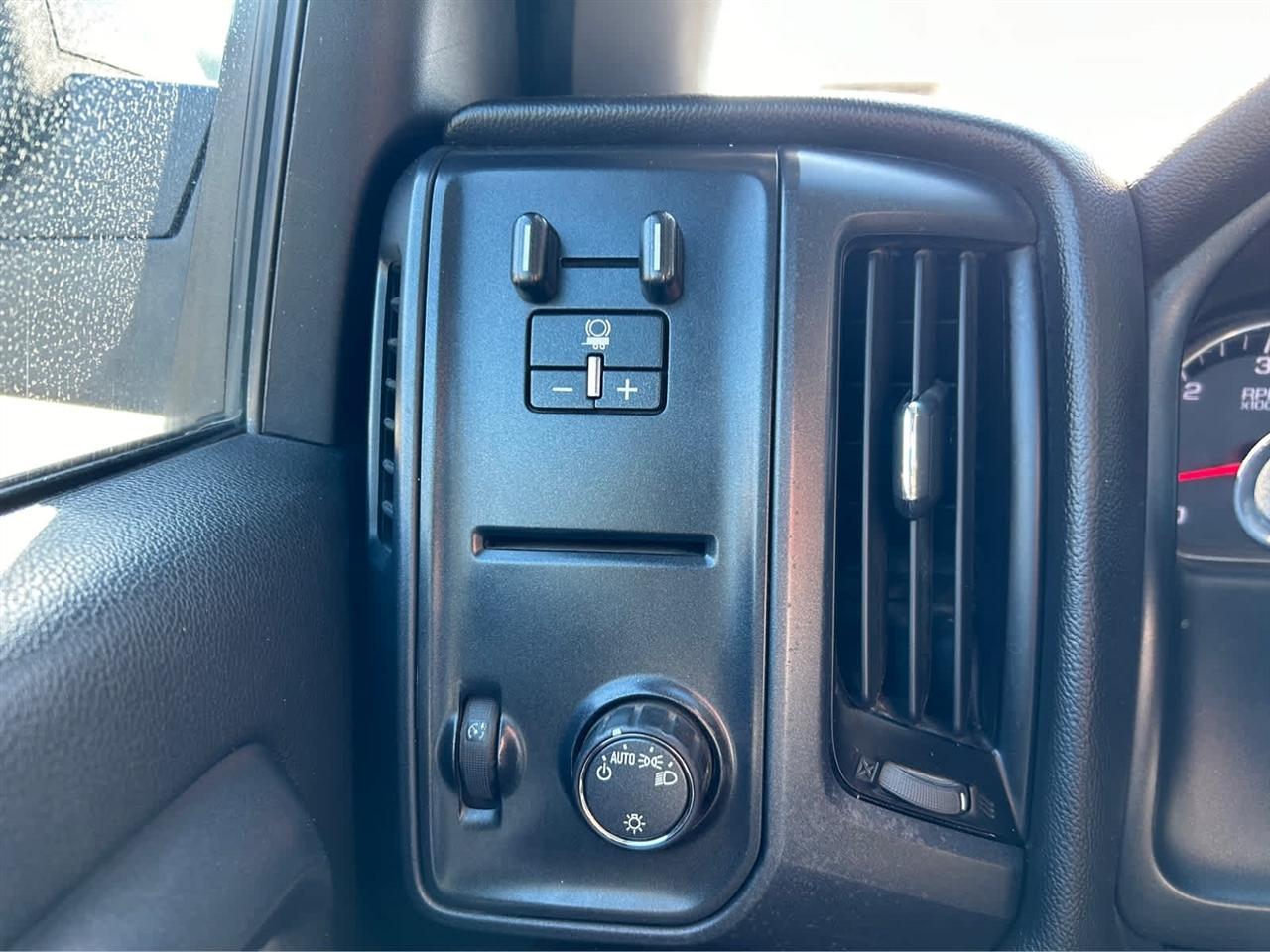 GMC Sierra 2500HD Base Long Box 4WD 2018