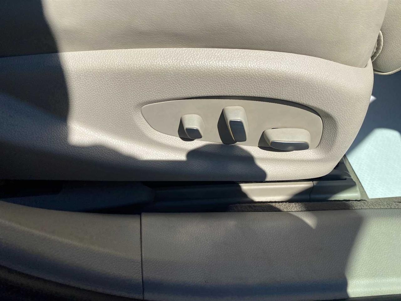 Cadillac XTS Luxury 2013