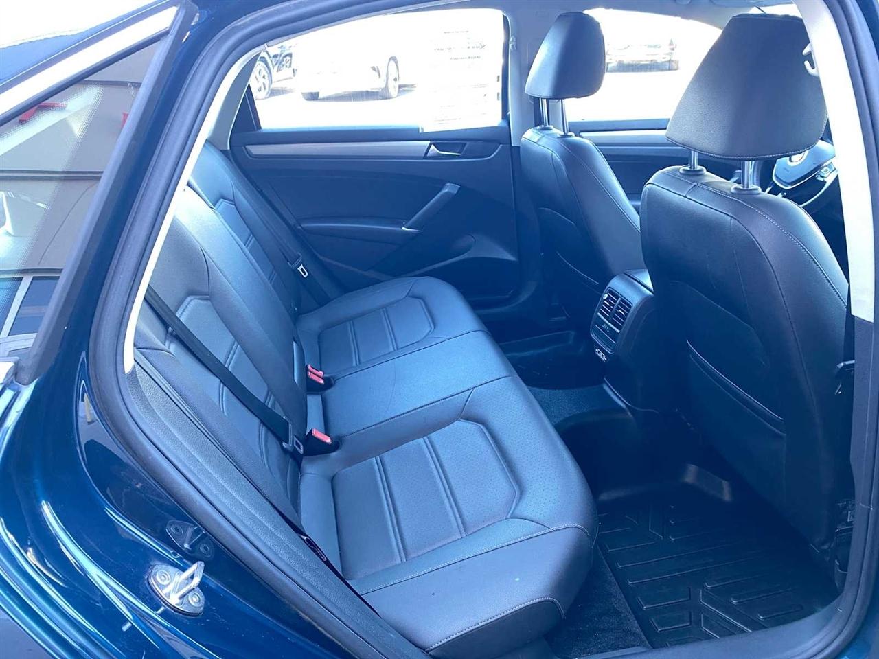 Volkswagen Passat SE 2022