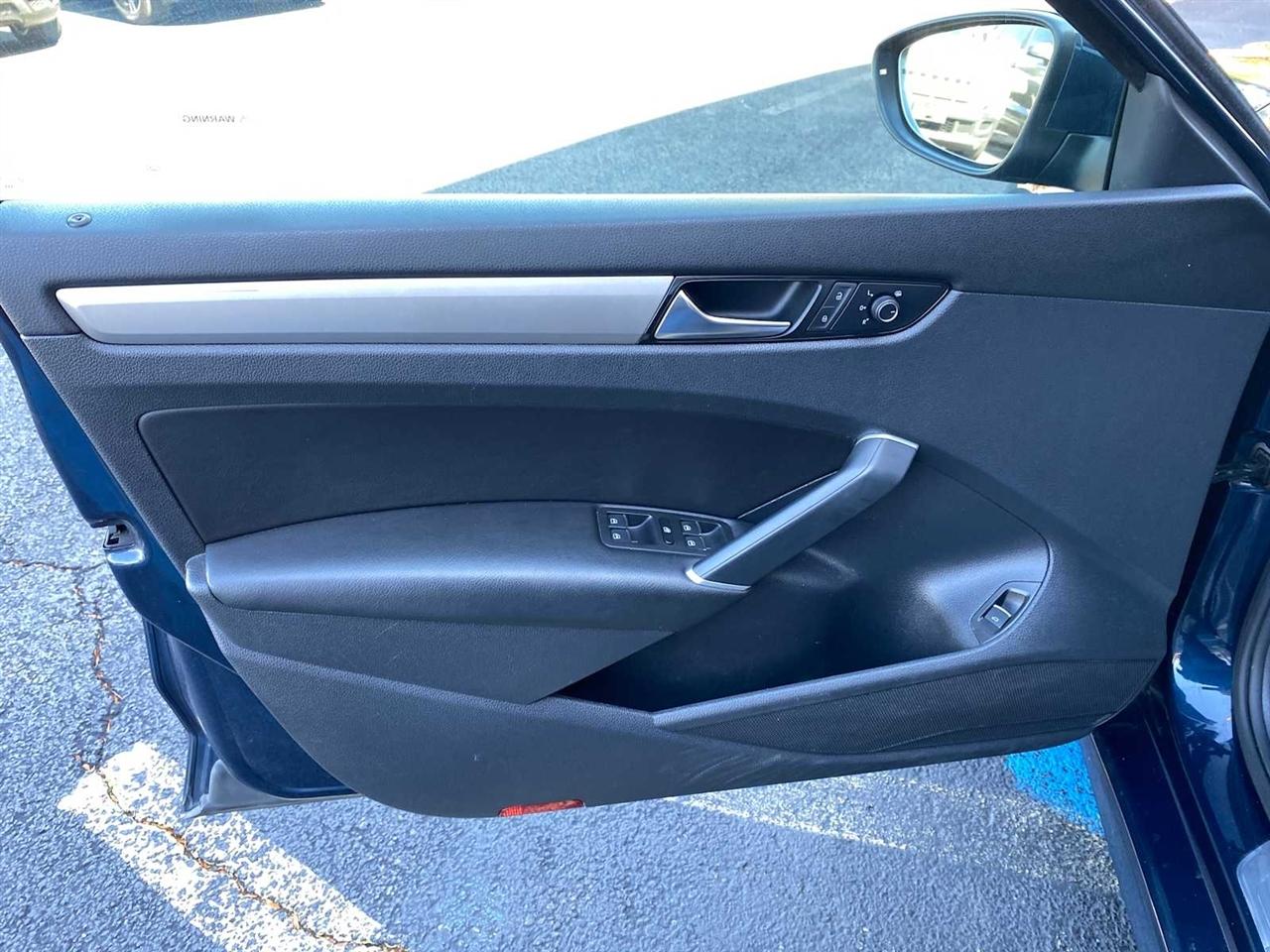 Volkswagen Passat SE 2022