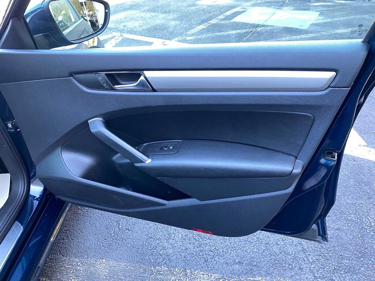 Volkswagen Passat SE 2022