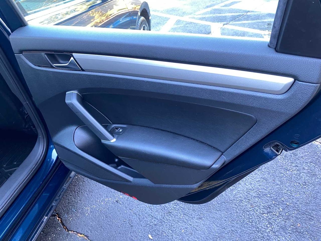 Volkswagen Passat SE 2022
