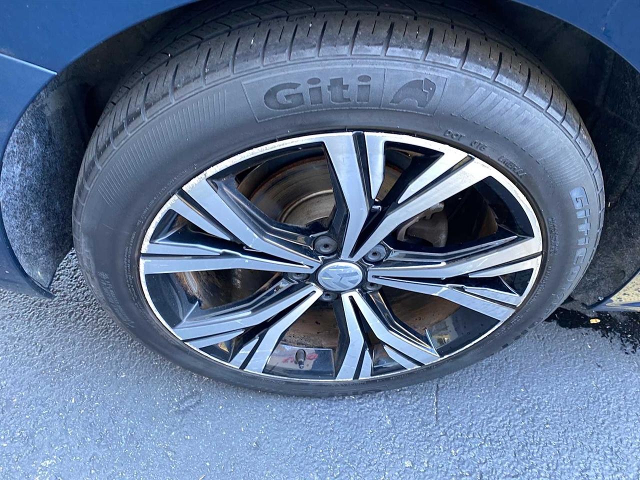 Volkswagen Passat SE 2022