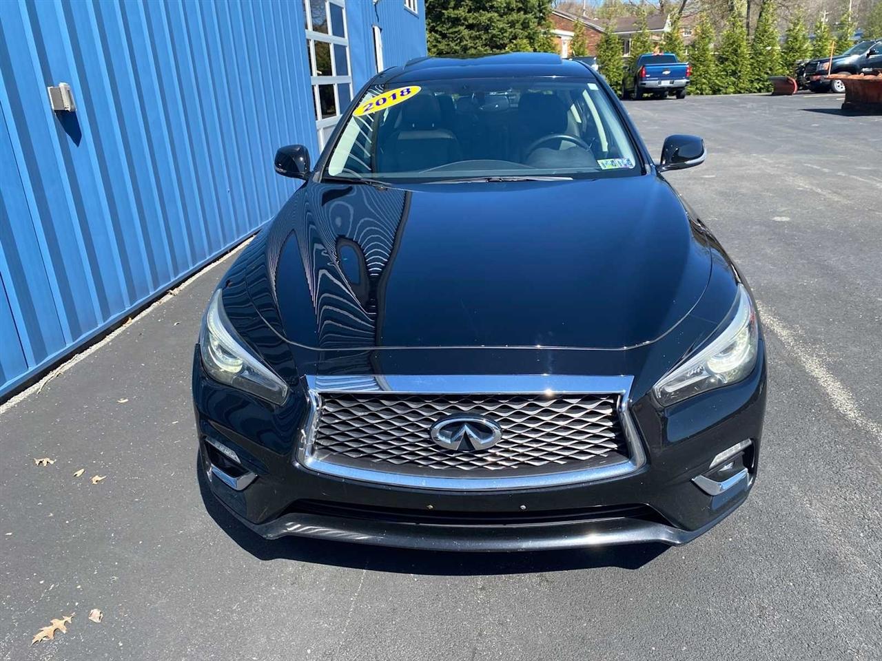 Infiniti Q50 3.0t LUXE AWD 2018