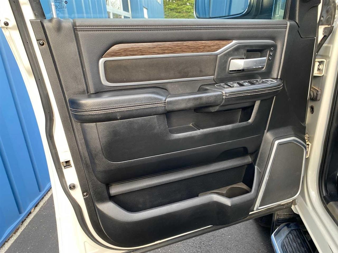 RAM 2500 Laramie Crew Cab LWB 4WD 2020