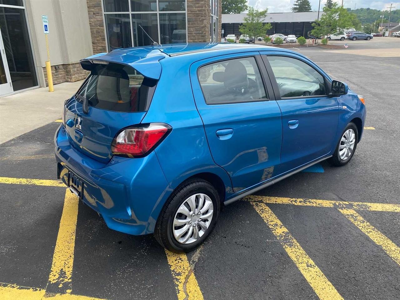 Mitsubishi Mirage ES 4D Hatchback 2024