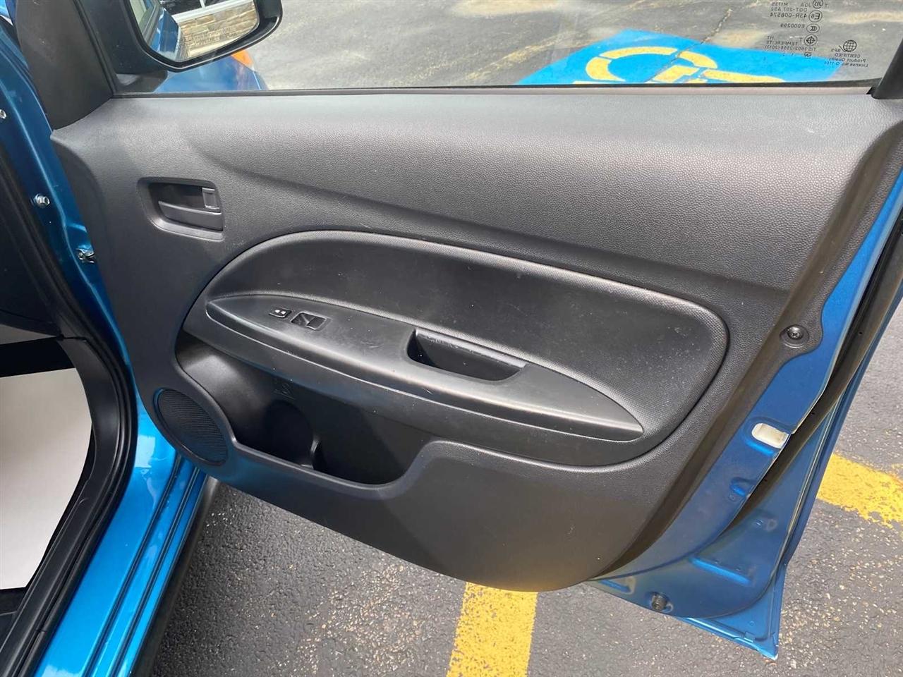 Mitsubishi Mirage ES 4D Hatchback 2024
