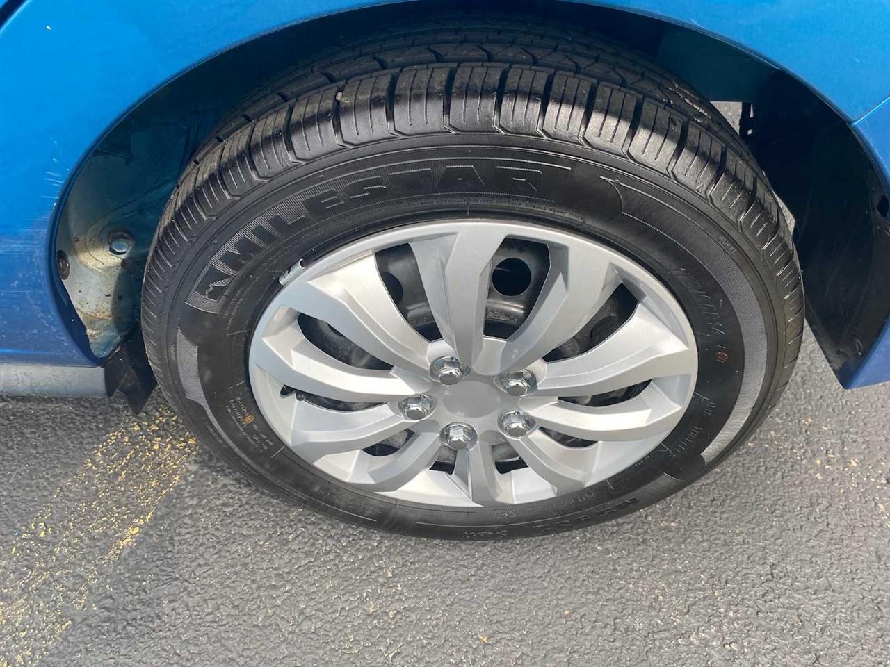 Mitsubishi Mirage ES 4D Hatchback 2024