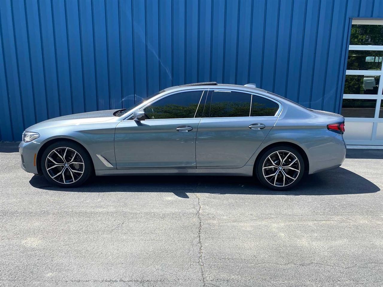 BMW 5-Series 530i xDrive 2022