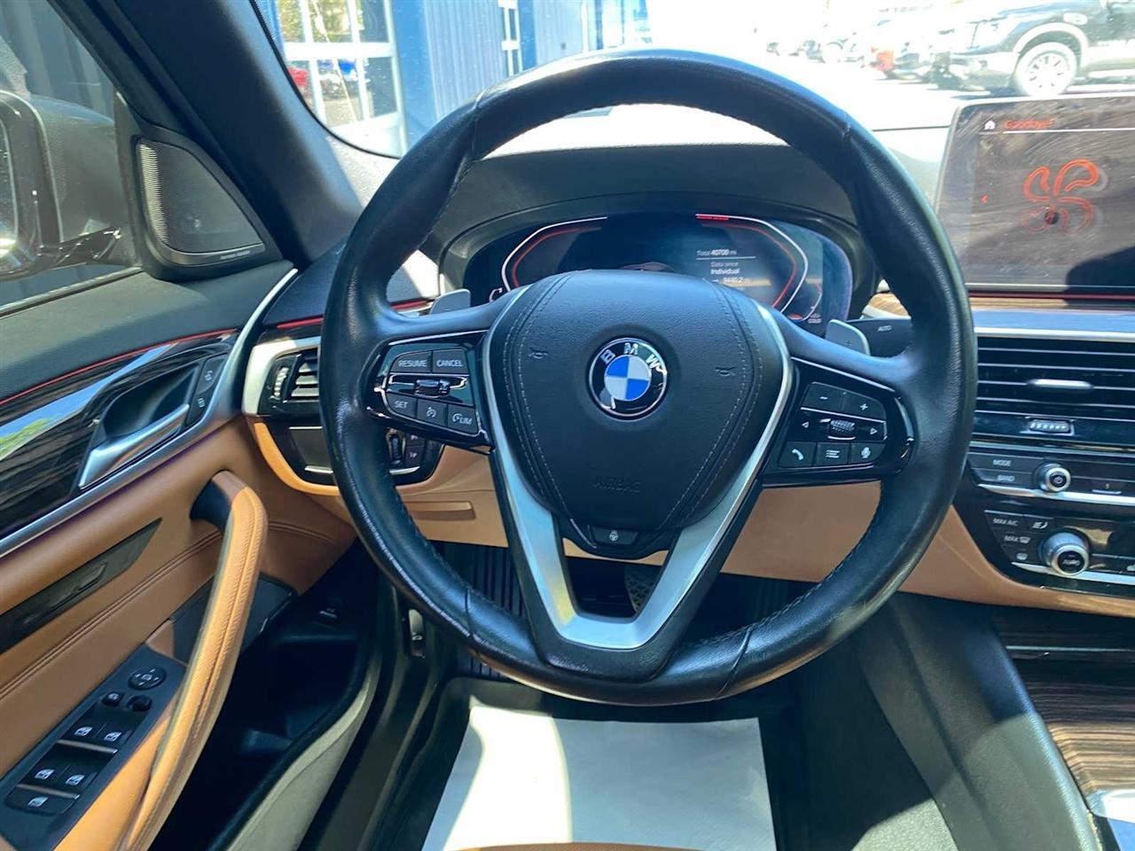 BMW 5-Series 530i xDrive 2022