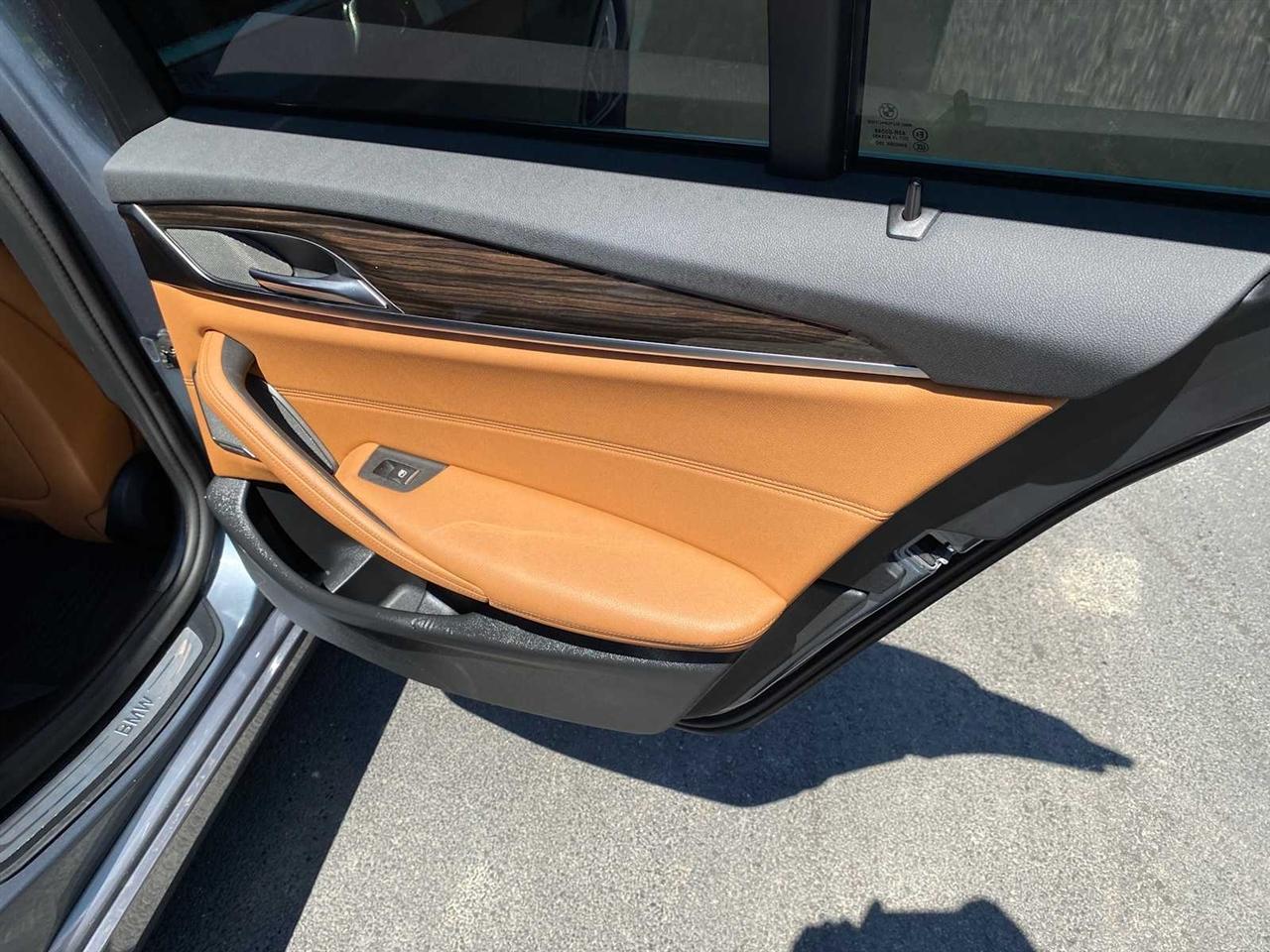 BMW 5-Series 530i xDrive 2022