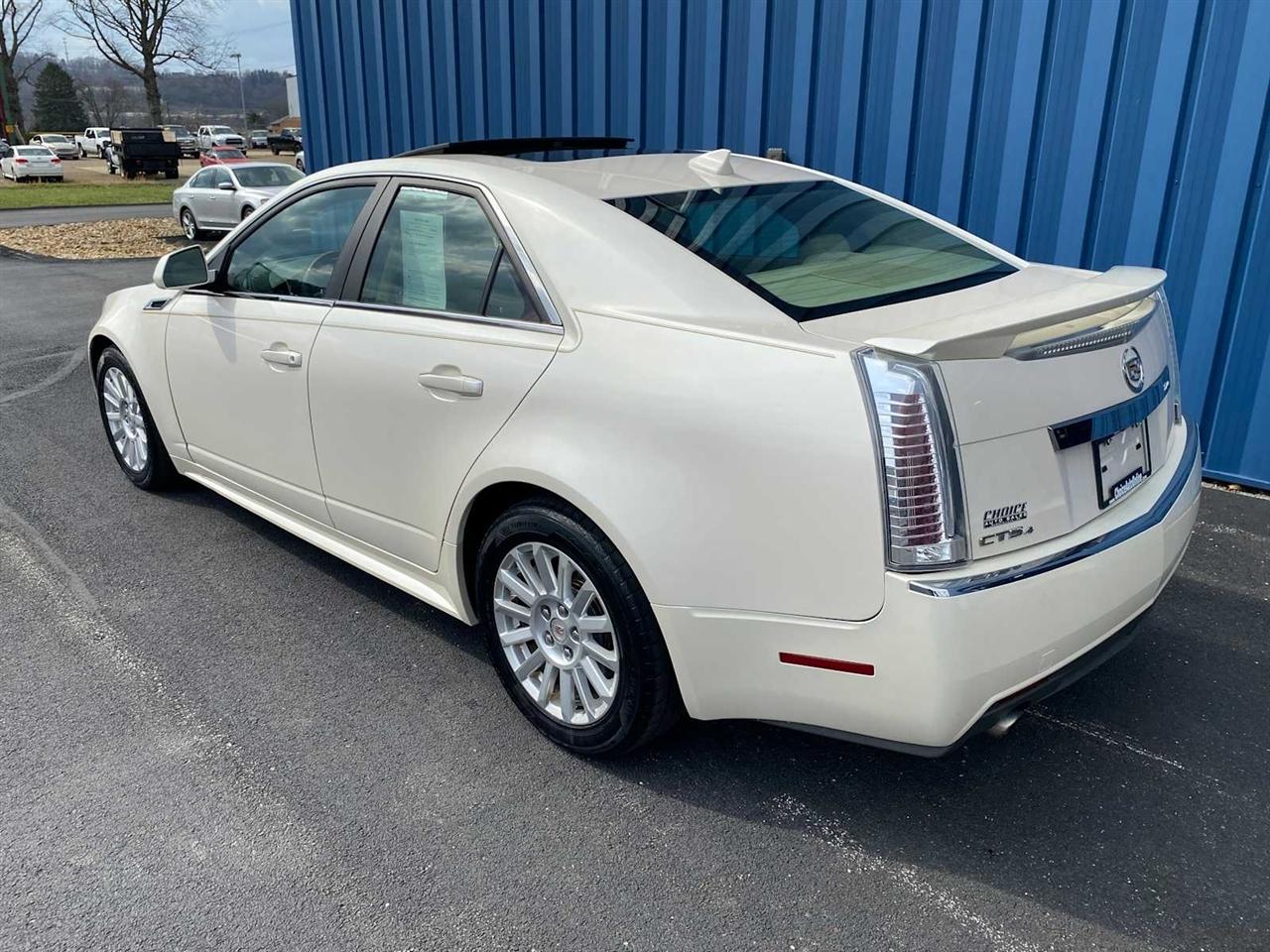 Cadillac CTS 3.0L Luxury AWD 2011
