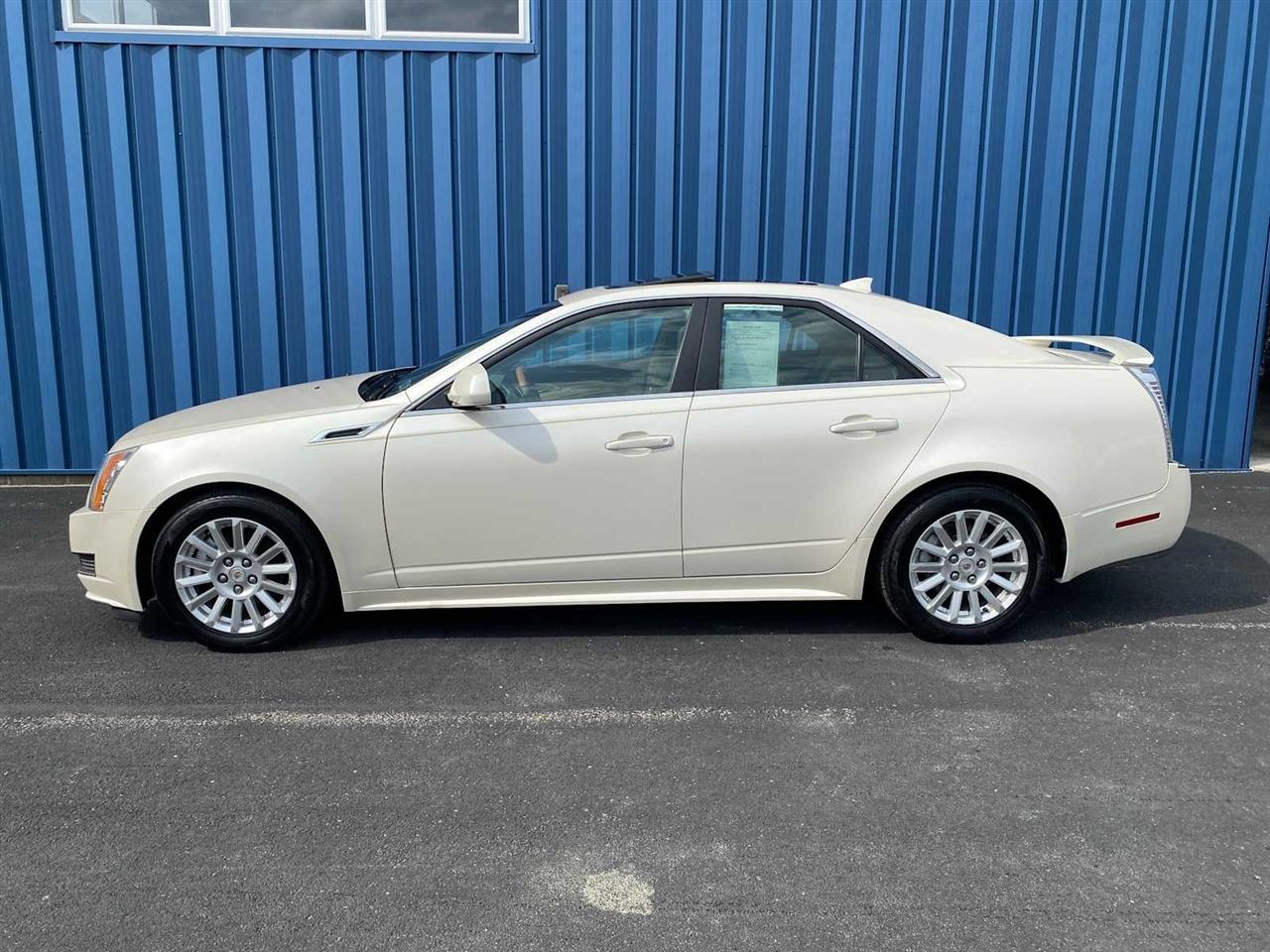 Cadillac CTS 3.0L Luxury AWD 2011