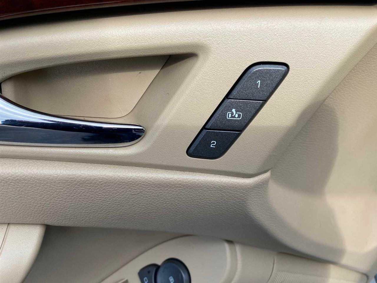 Cadillac CTS 3.0L Luxury AWD 2011