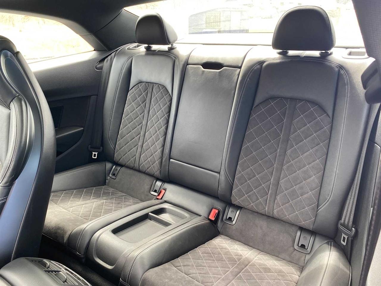 Audi RS5 quattro Coupe 2018