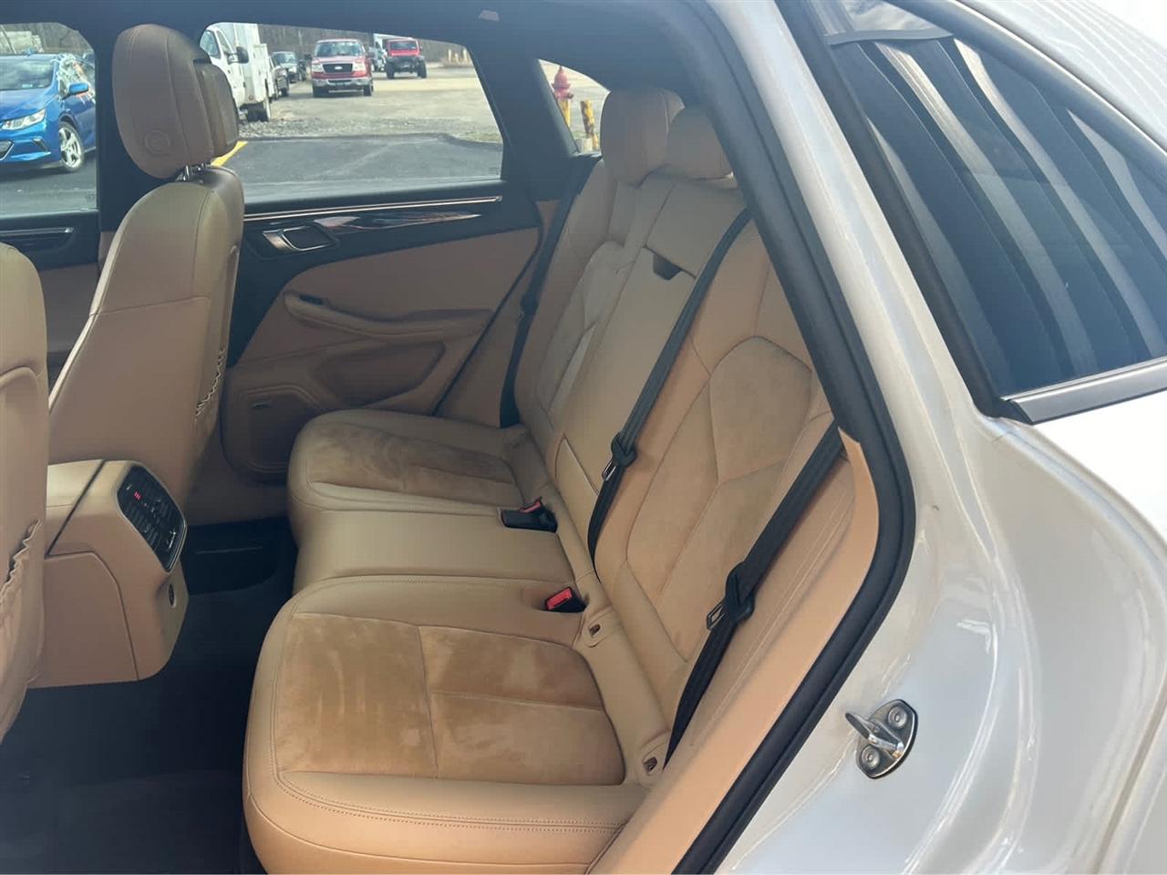 Porsche Macan AWD 2018