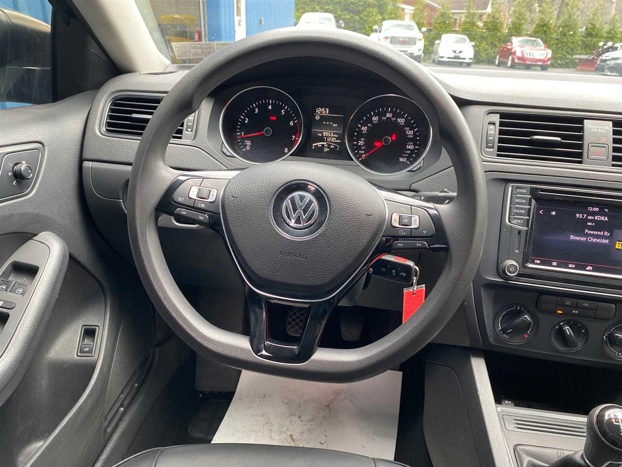 Volkswagen Jetta 1.4T S w/Technology 6A 2016